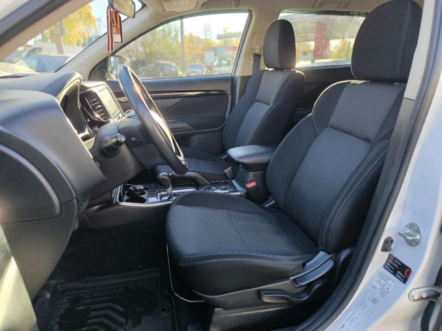Mitsubishi Outlander III Рестайлинг 3 Санкт-Петербург  - изображение 9