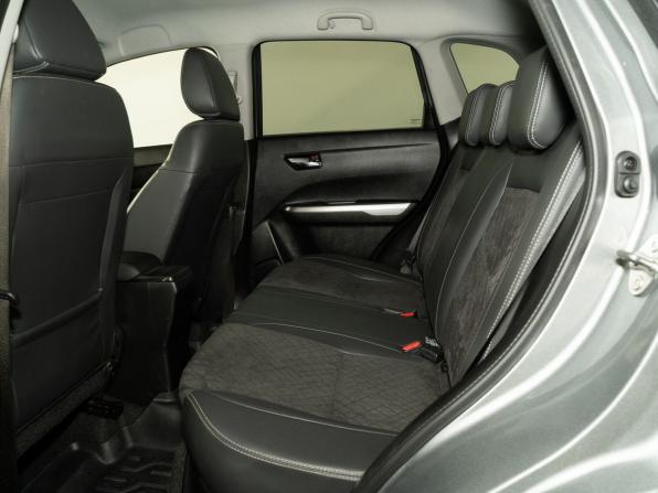 Suzuki Escudo IV Рестайлинг с пробегом 2019 года, цена 1 735 000 рублей, 146651 км, внедорожник, Автокод Объявления