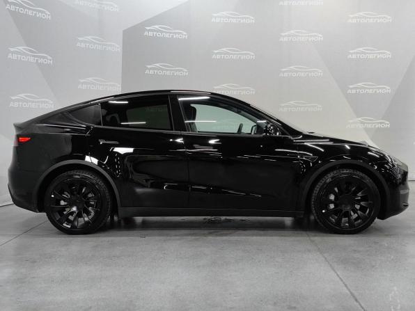 Tesla Model Y I с пробегом 2022 года, цена 4 300 000 рублей, 19000 км, внедорожник, Автокод Объявления