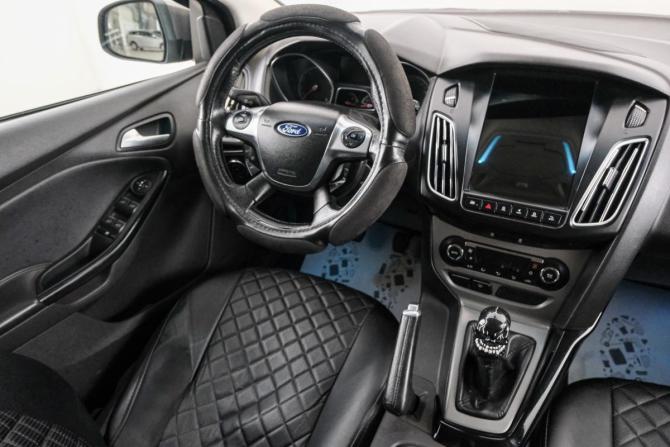 Ford Focus II Рестайлинг с пробегом 2011 года, цена 749 000 рублей, 221000 км, хэтчбек, Автокод Объявления