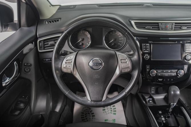 Nissan Qashqai II с пробегом 2018 года, цена 1 849 000 рублей, 54800 км, внедорожник, Автокод Объявления