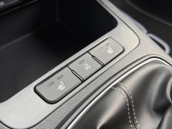 Kia Rio IV Рестайлинг с пробегом 2020 года, цена 1 449 000 рублей, 71000 км, седан, Автокод Объявления
