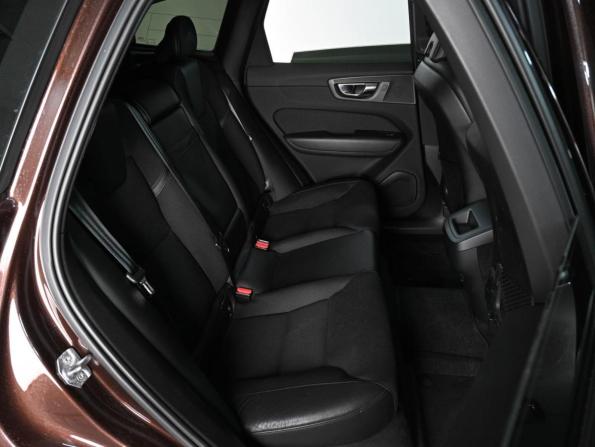 Volvo XC60 II с пробегом 2021 года, цена 4 399 000 рублей, 100062 км, внедорожник, Автокод Объявления