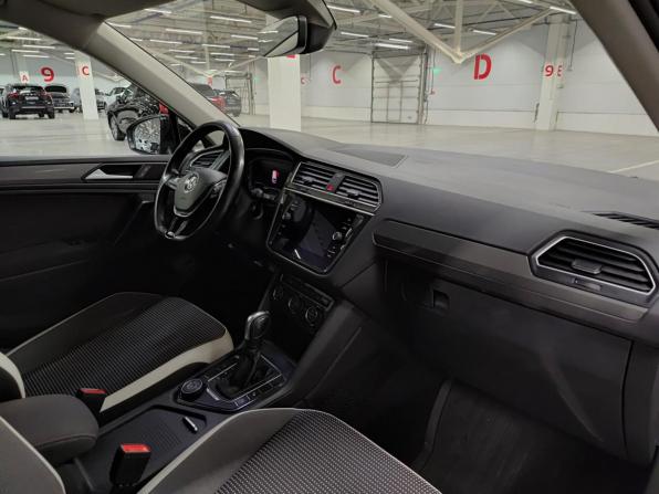 Volkswagen Tiguan II с пробегом 2020 года, цена 3 000 000 рублей, 82749 км, внедорожник, Автокод Объявления