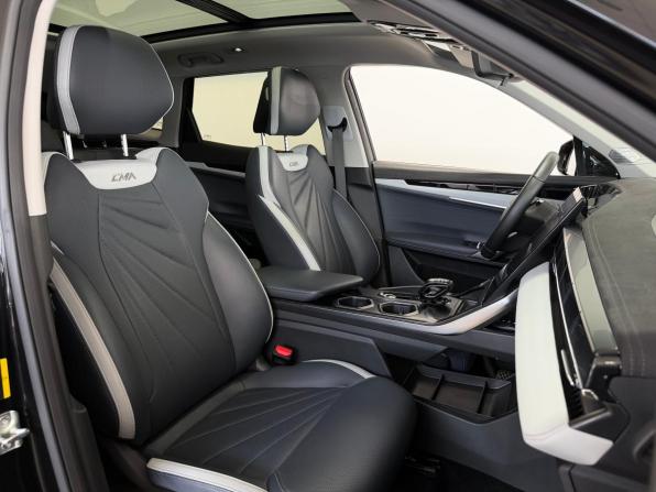 Geely Atlas II с пробегом 2024 года, цена 2 850 000 рублей, 29735 км, внедорожник, Автокод Объявления
