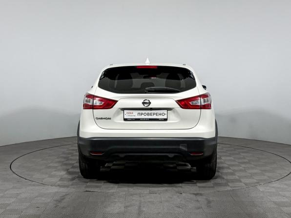 Nissan Qashqai II с пробегом 2017 года, цена 1 415 000 рублей, 175000 км, внедорожник, Автокод Объявления