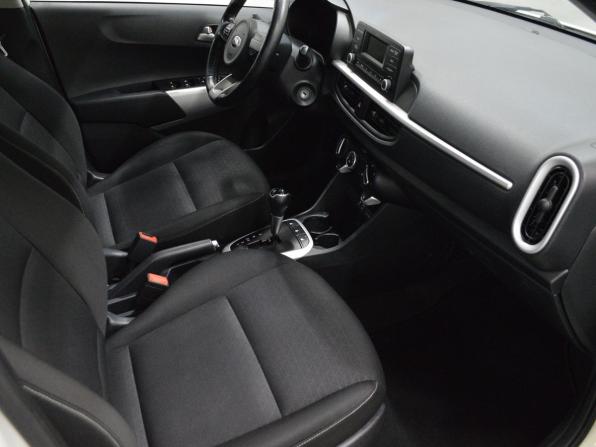 Kia Picanto III с пробегом 2017 года, цена 915 000 рублей, 111648 км, хэтчбек, Автокод Объявления