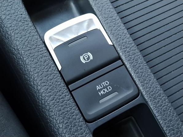 Volkswagen Golf VII Рестайлинг с пробегом 2020 года, цена 1 850 000 рублей, 78500 км, хэтчбек, Автокод Объявления