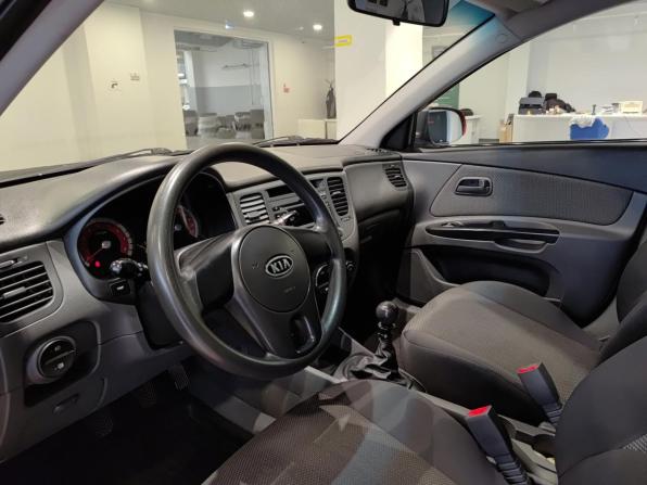 Kia Rio II Рестайлинг с пробегом 2011 года, цена 475 000 рублей, 196052 км, хэтчбек, Автокод Объявления