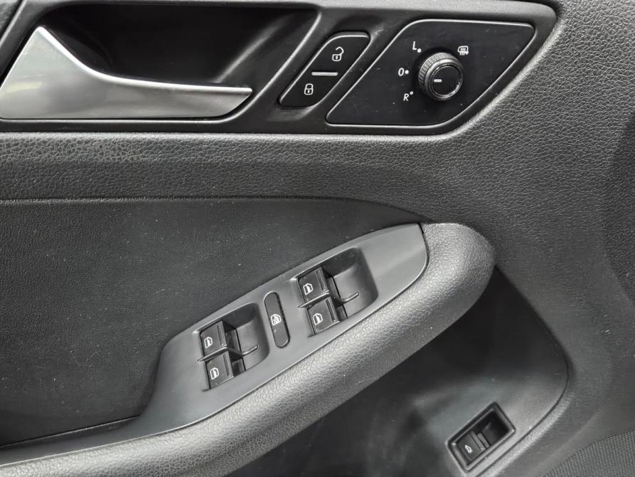 Volkswagen Jetta VI Рестайлинг Вологда  - изображение 15