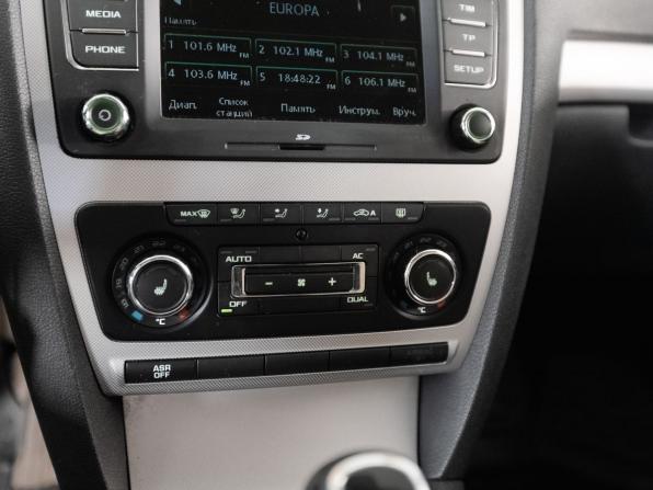 Skoda Octavia II (A5) Рестайлинг с пробегом 2011 года, цена 799 000 рублей, 179139 км, лифтбек, Автокод Объявления
