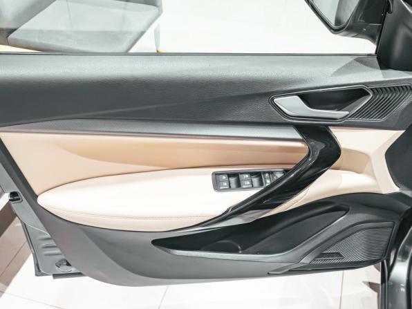 Lada (ВАЗ) Vesta I Рестайлинг (NG) с пробегом 2025 года, цена 1 562 230 рублей, 10656 км, седан, Автокод Объявления
