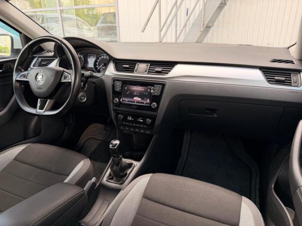 Skoda Rapid I Рестайлинг с пробегом 2019 года, цена 1 259 000 рублей, 101000 км, лифтбек, Автокод Объявления