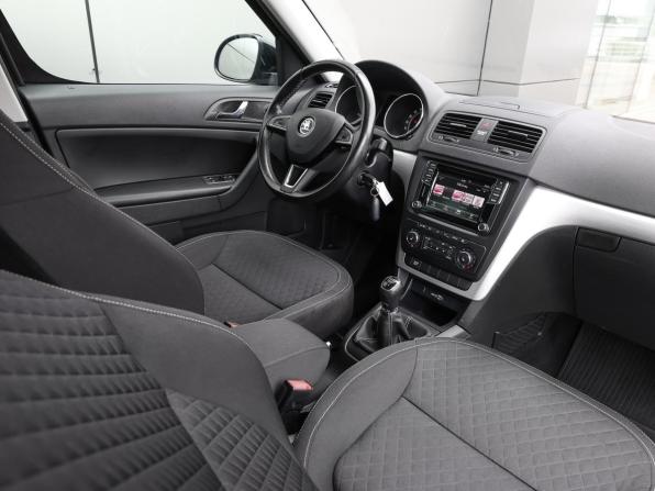 Skoda Yeti I Рестайлинг с пробегом 2016 года, цена 1 398 000 рублей, 90442 км, внедорожник, Автокод Объявления