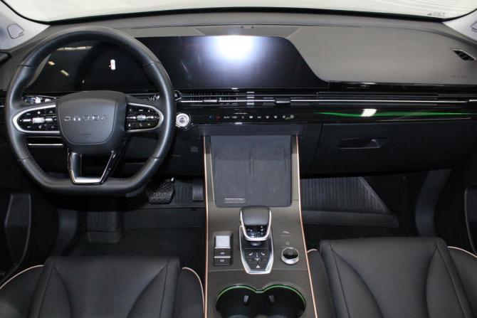 Omoda C5 I Рестайлинг с пробегом 2024 года, цена 2 449 000 рублей, 6311 км, внедорожник, Автокод Объявления