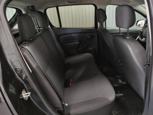 Renault Sandero II с пробегом 2015 года, цена 590 000 рублей, 91231 км, хэтчбек, Автокод Объявления