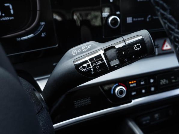 Kia Sportage V с пробегом 2022 года, цена 3 143 777 рублей, 39206 км, внедорожник, Автокод Объявления