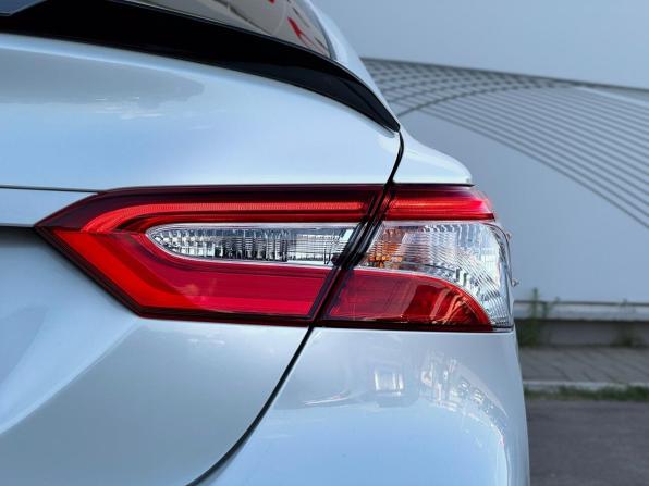 Toyota Camry VIII (XV70) с пробегом 2018 года, цена 2 660 000 рублей, 117342 км, седан, Автокод Объявления