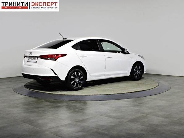 Hyundai Solaris II Рестайлинг с пробегом 2021 года, цена 1 557 000 рублей, 138892 км, седан, Автокод Объявления