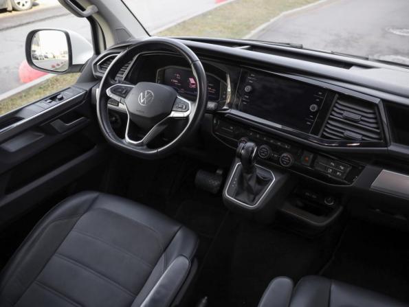 Volkswagen Multivan T6 Рестайлинг с пробегом 2020 года, цена 5 049 000 рублей, 134842 км, минивэн, Автокод Объявления