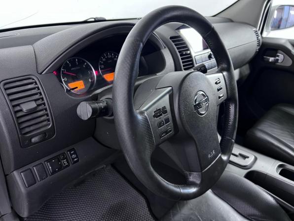 Nissan Pathfinder III с пробегом 2005 года, цена 931 000 рублей, 304730 км, внедорожник, Автокод Объявления