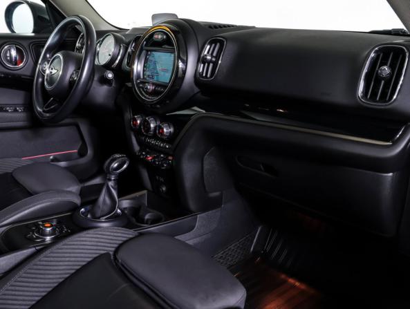 Mini Countryman II с пробегом 2018 года, цена 2 290 000 рублей, 109308 км, внедорожник, Автокод Объявления
