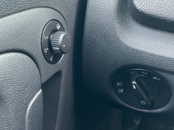 Skoda Fabia II Рестайлинг с пробегом 2013 года, цена 909 000 рублей, 179999 км, хэтчбек, Автокод Объявления