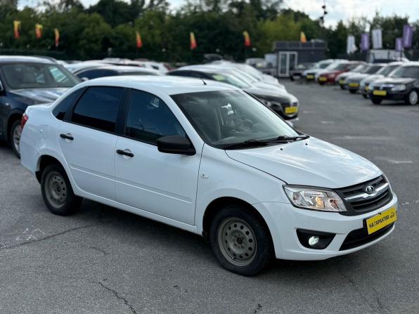 Lada (ВАЗ) Granta I с пробегом 2017 года, цена 589 000 рублей, 64402 км, седан, Автокод Объявления