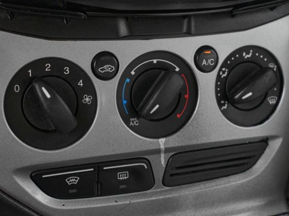 Ford Focus III с пробегом 2012 года, цена 640 000 рублей, 257189 км, хэтчбек, Автокод Объявления