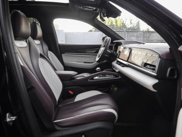 Geely Monjaro I с пробегом 2022 года, цена 3 099 000 рублей, 17600 км, внедорожник, Автокод Объявления