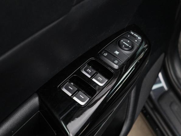 Kia Sportage IV Рестайлинг с пробегом 2021 года, цена 2 570 000 рублей, 77309 км, внедорожник, Автокод Объявления
