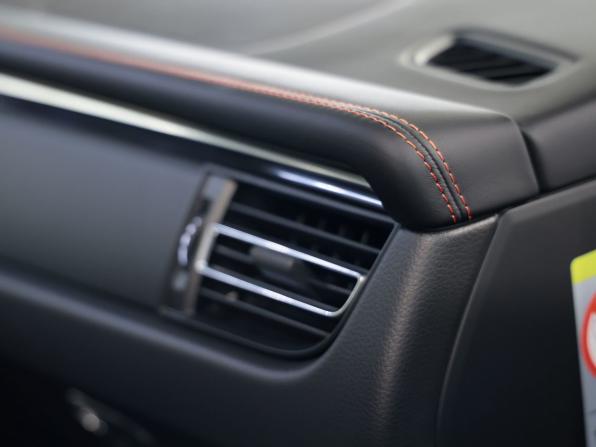 Porsche Macan I Рестайлинг 2 с пробегом 2025 года, цена 12 340 000 рублей, 45 км, внедорожник, Автокод Объявления