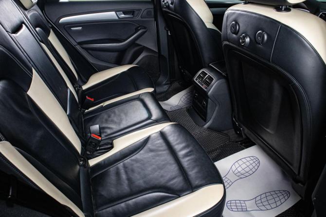 Audi Q5 I (8R) Рестайлинг с пробегом 2015 года, цена 2 489 000 рублей, 120213 км, внедорожник, Автокод Объявления