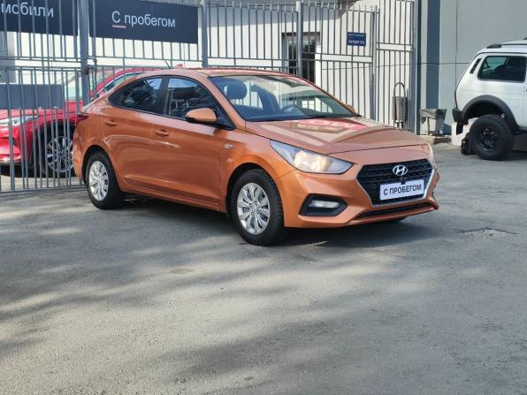 Hyundai Solaris II с пробегом 2017 года, цена 1 190 000 рублей, 97300 км, седан, Автокод Объявления