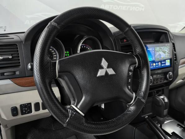 Mitsubishi Pajero IV с пробегом 2007 года, цена 1 495 000 рублей, 260000 км, внедорожник, Автокод Объявления