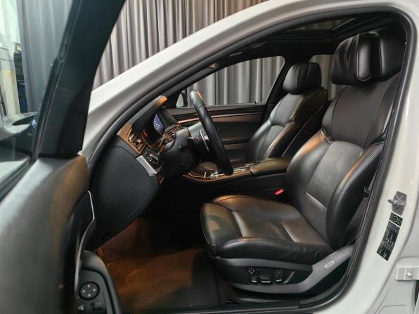 BMW 5 серии VI (F10/F11/F07) с пробегом 2010 года, цена 1 995 000 рублей, 249123 км, седан, Автокод Объявления