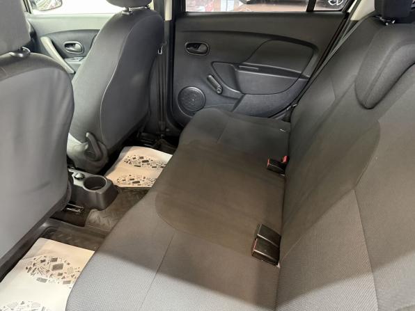 Renault Logan II Рестайлинг с пробегом 2018 года, цена 850 000 рублей, 169890 км, седан, Автокод Объявления