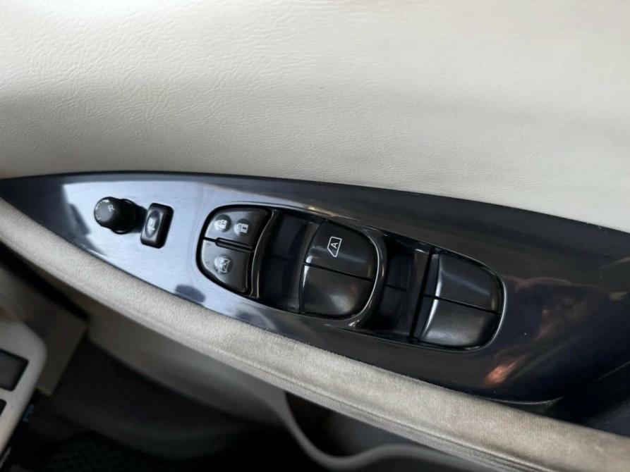 Nissan Leaf I (ZE0/AZE0) Ростов-на-Дону  - изображение 13