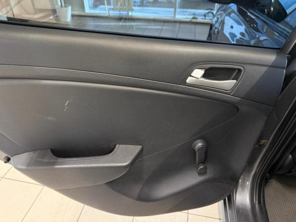 Hyundai Solaris I с пробегом 2012 года, цена 850 000 рублей, 139000 км, хэтчбек, Автокод Объявления