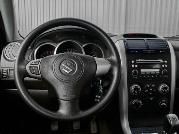 Suzuki Grand Vitara II Рестайлинг с пробегом 2008 года, цена 1 180 000 рублей, 106236 км, внедорожник, Автокод Объявления