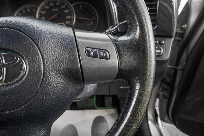 Toyota Wish I с пробегом 2003 года, цена 609 000 рублей, 300000 км, компактвэн, Автокод Объявления
