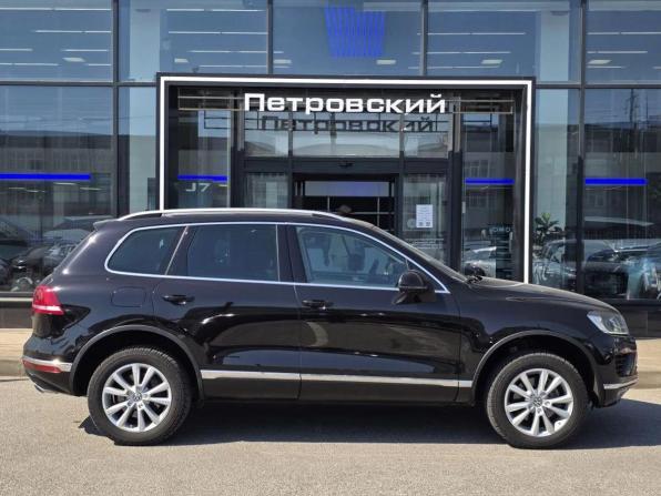 Volkswagen Touareg II Рестайлинг с пробегом 2017 года, цена 2 730 000 рублей, 220505 км, внедорожник, Автокод Объявления
