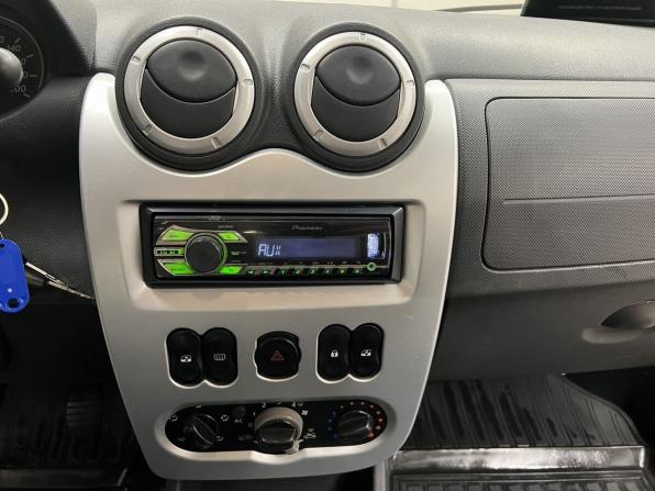 Renault Sandero I с пробегом 2011 года, цена 395 000 рублей, 254000 км, хэтчбек, Автокод Объявления