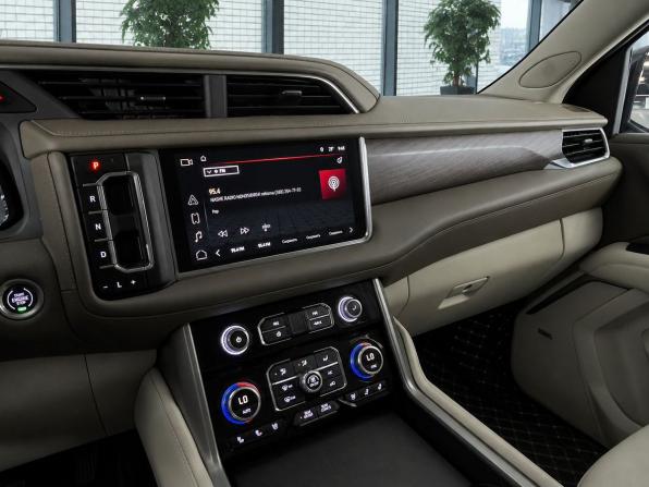 GMC Yukon V с пробегом 2022 года, цена 7 650 000 рублей, 43559 км, внедорожник, Автокод Объявления