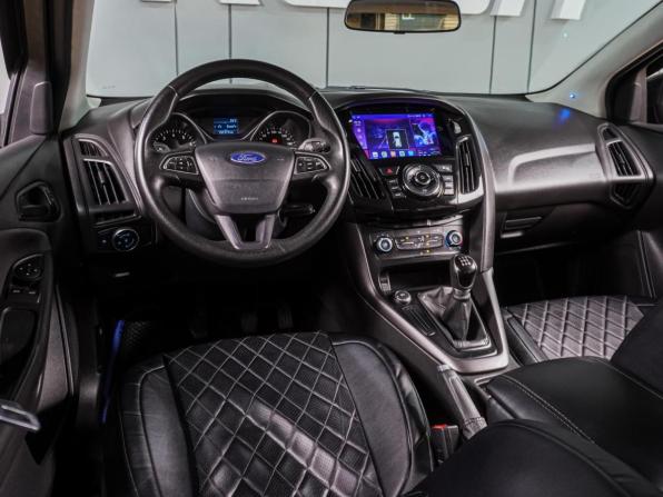 Ford Focus III Рестайлинг с пробегом 2018 года, цена 1 099 000 рублей, 157177 км, хэтчбек, Автокод Объявления