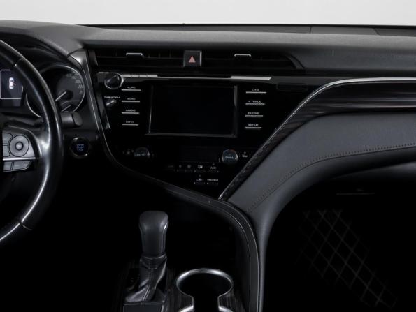 Toyota Camry VIII (XV70) с пробегом 2019 года, цена 2 890 000 рублей, 89987 км, седан, Автокод Объявления