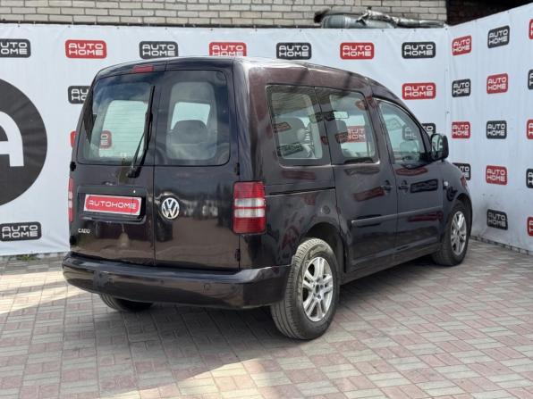 Volkswagen Caddy III Рестайлинг с пробегом 2013 года, цена 1 199 990 рублей, 211000 км, компактвэн, Автокод Объявления