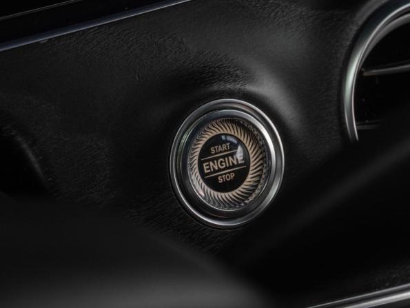 Mercedes-Benz E-Класс V (W213 S213 C238) с пробегом 2018 года, цена 3 399 000 рублей, 138875 км, седан, Автокод Объявления