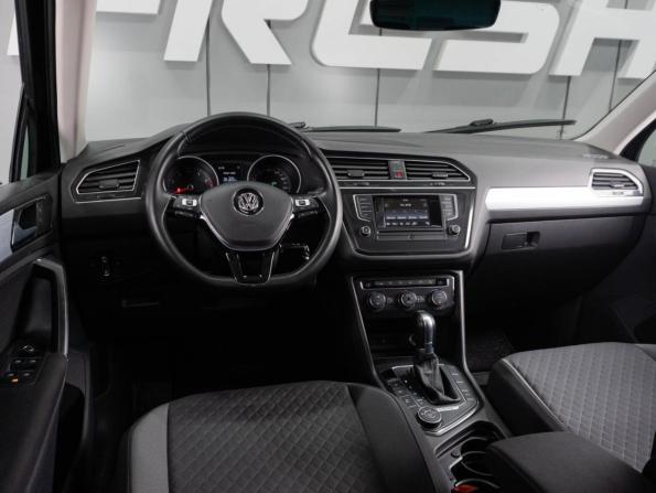 Volkswagen Tiguan II с пробегом 2017 года, цена 2 649 000 рублей, 99988 км, внедорожник, Автокод Объявления