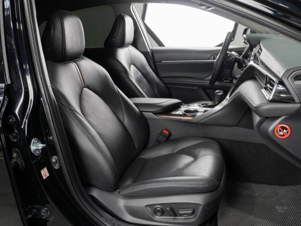 Toyota Camry VIII (XV70) с пробегом 2018 года, цена 2 779 000 рублей, 135312 км, седан, Автокод Объявления